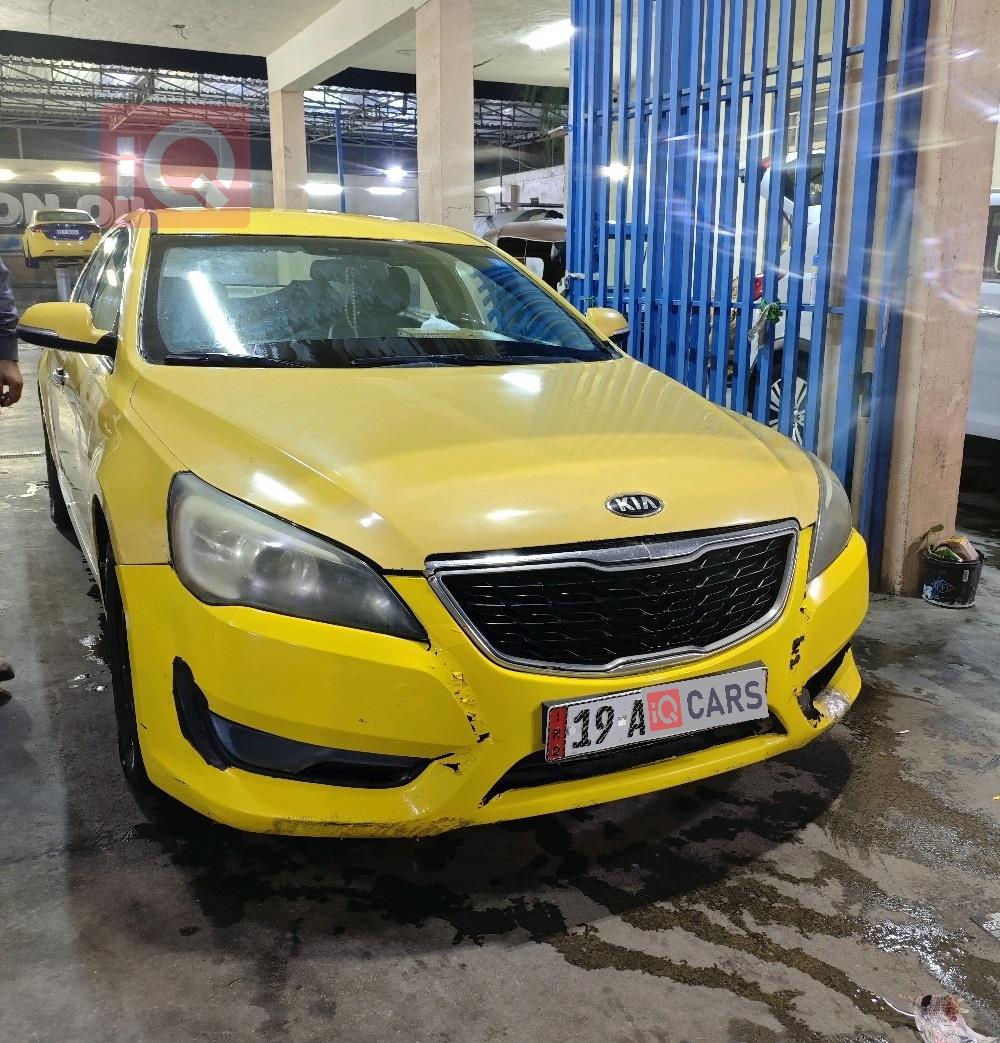 كيا كادينزا